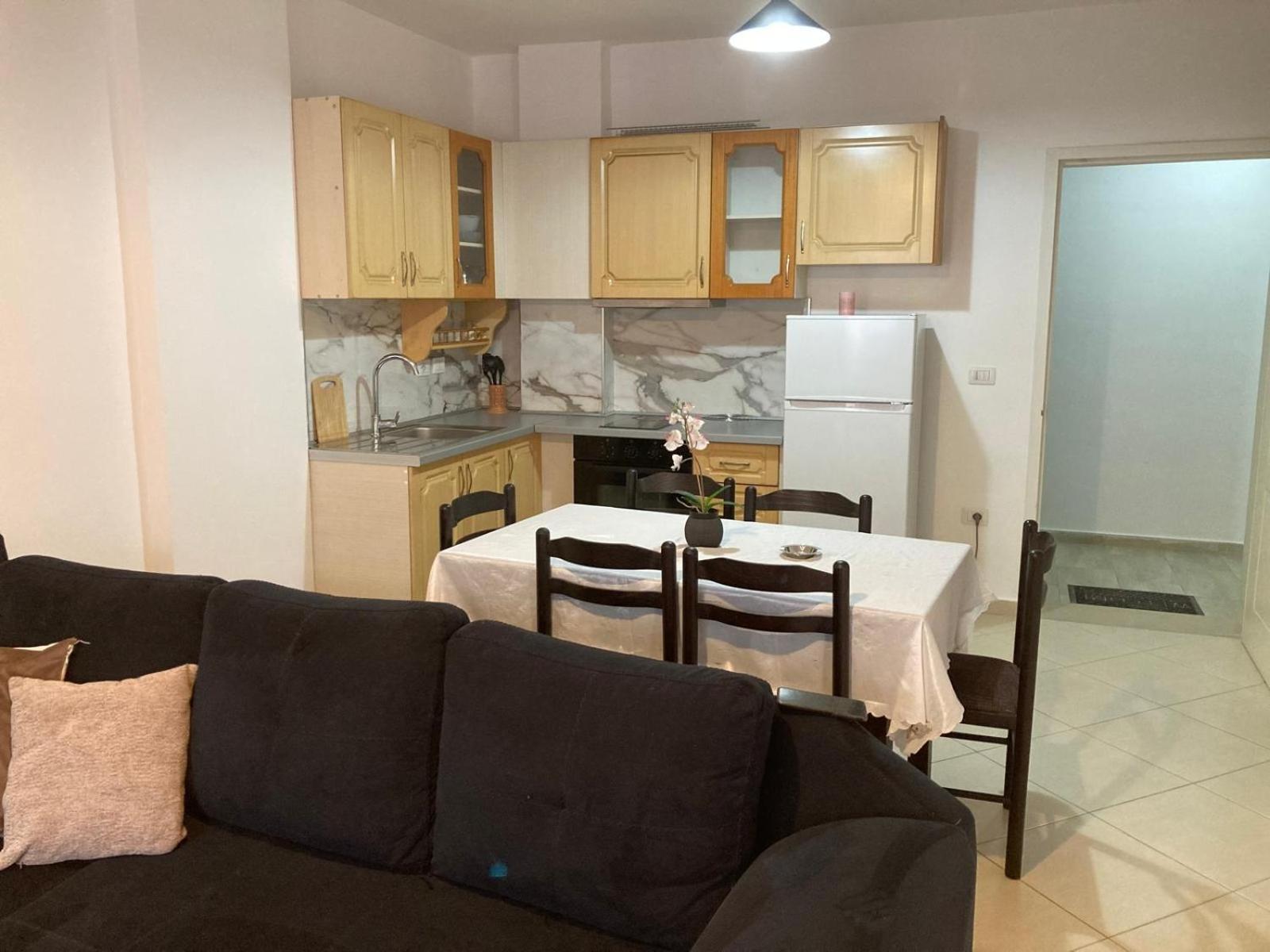 Hergi Apartament Влёра Экстерьер фото